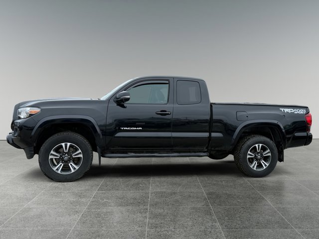 Used 2019 Toyota Tacoma TRD Sport w/ Technology Package video 2