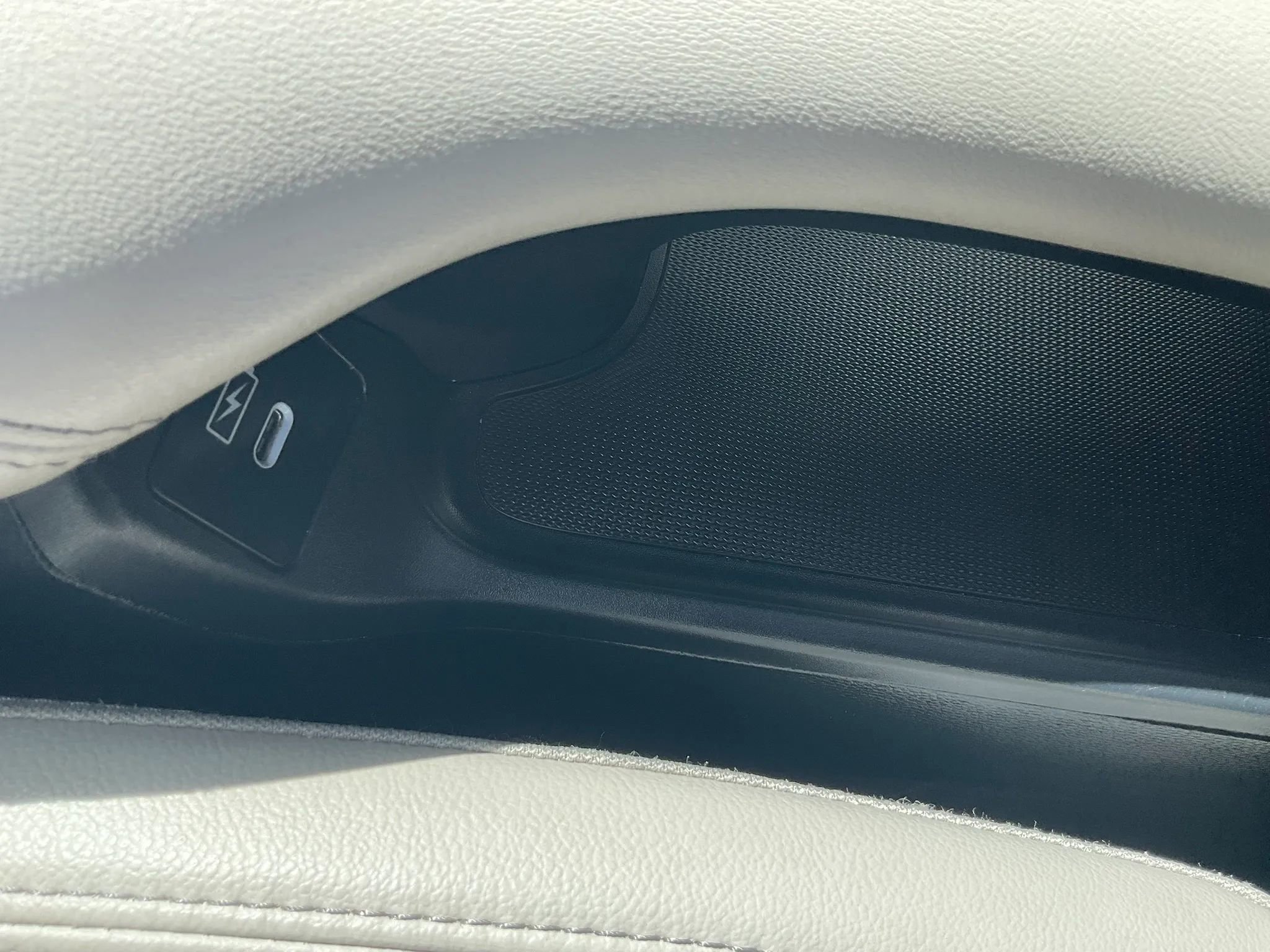 Used 2024 Honda HR-V EX-L image 29