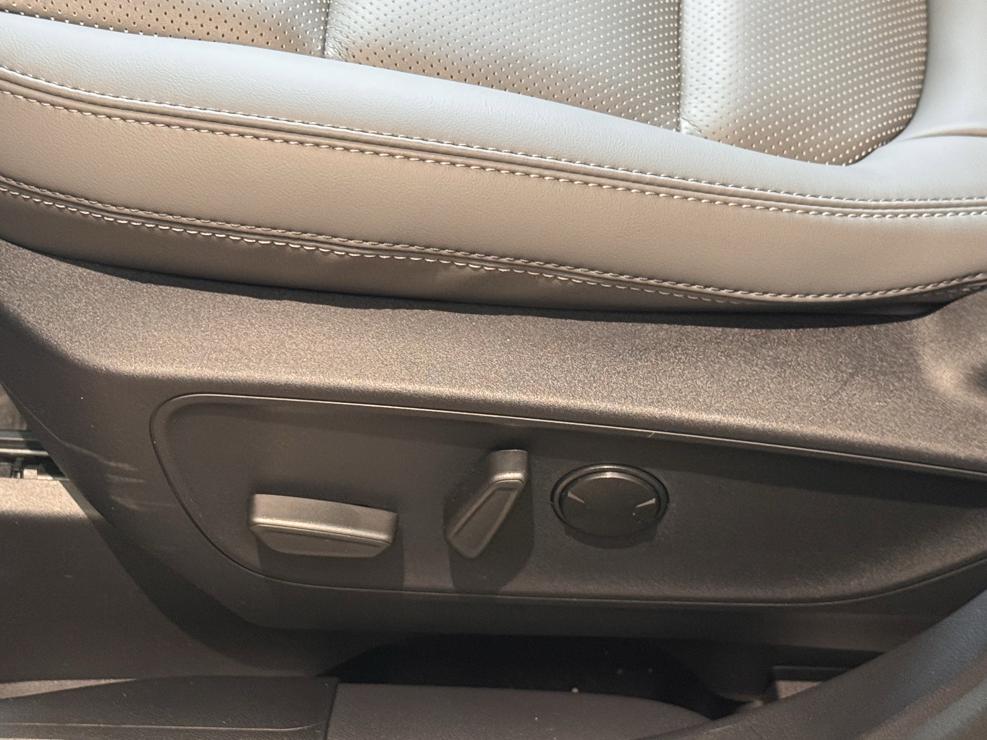 New 2026 Ford Bronco Sport Badlands image 13