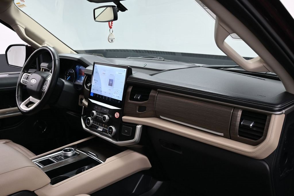 Used 2024 Ford Expedition Max Limited image 39