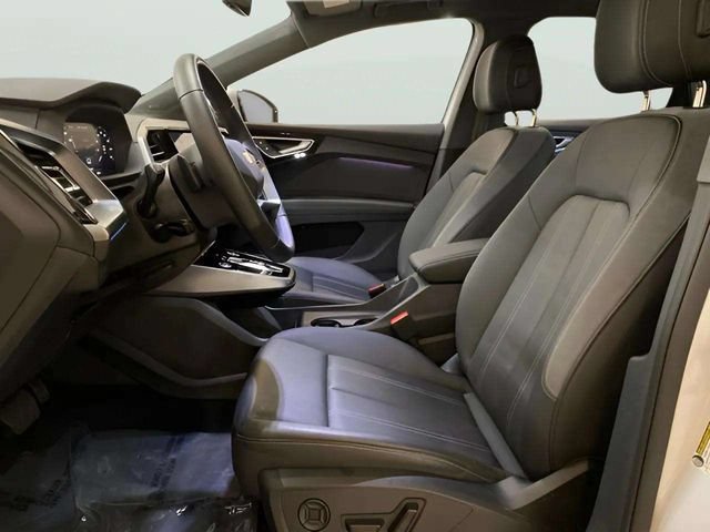 Used 2024 Audi Q4 e-tron Premium Plus w/ Premium Plus AWD/4WD image 19