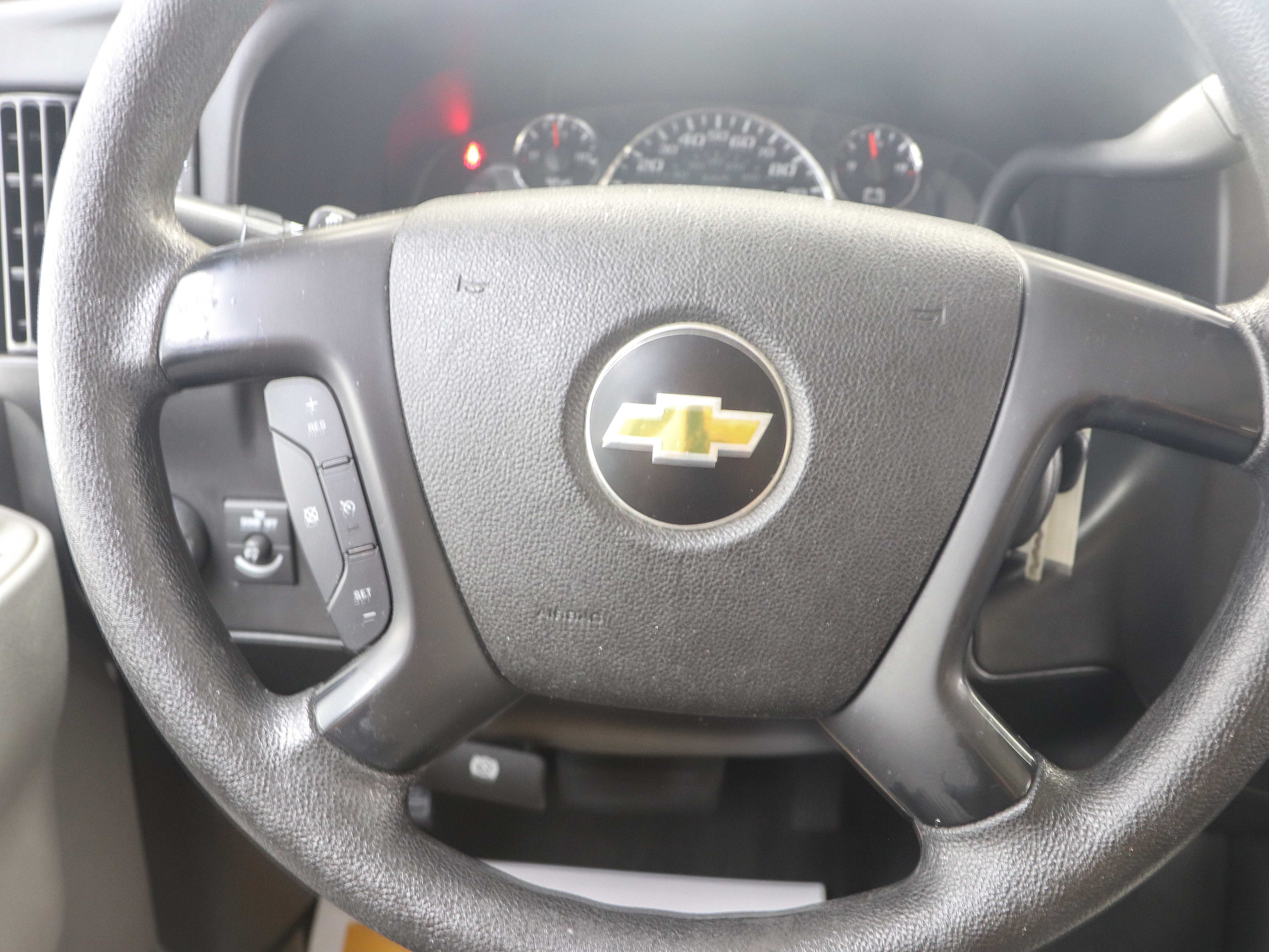 Used 2016 Chevrolet Express 3500 LT w/ LT Preferred Equipment Group RWD image 20
