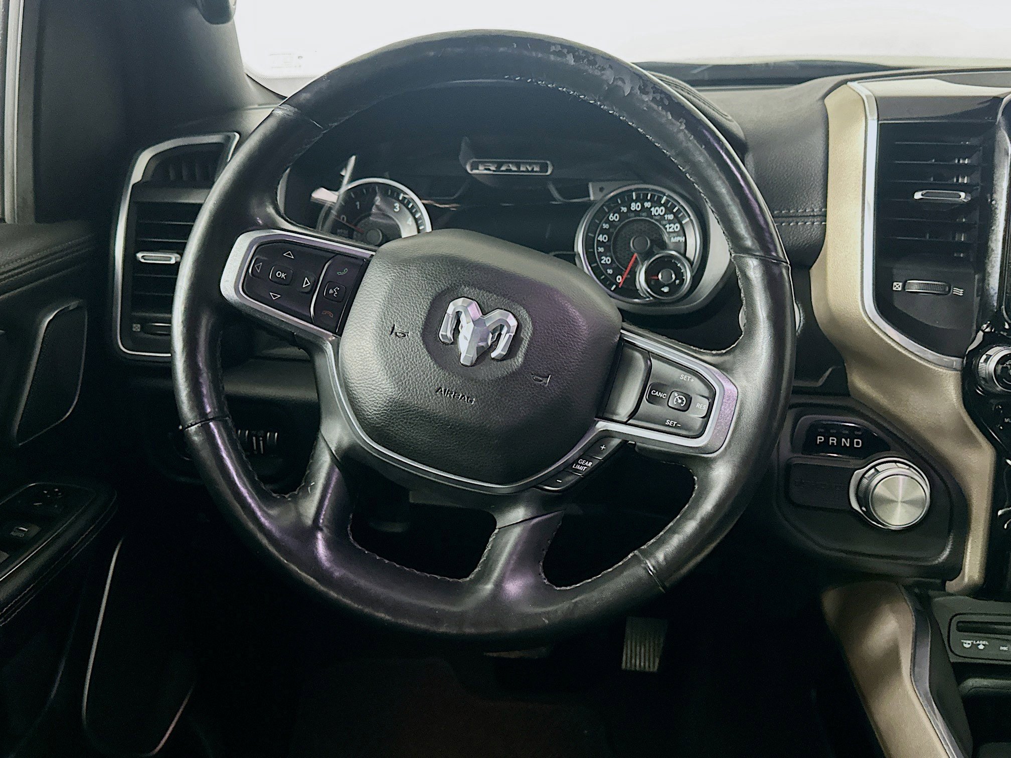 Used 2019 RAM 1500 Laramie RWD image 18
