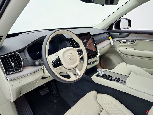 New 2026 Volvo XC90 B6 Ultra w/ Protection Package image 16