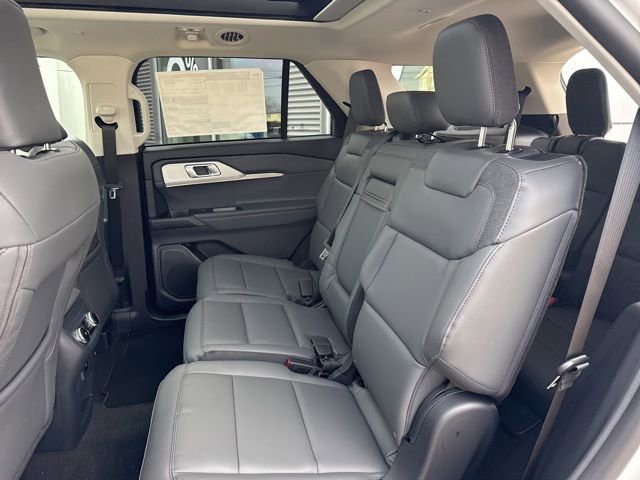 New 2026 Ford Explorer Active w/ Active Comfort Package AWD/4WD image 38