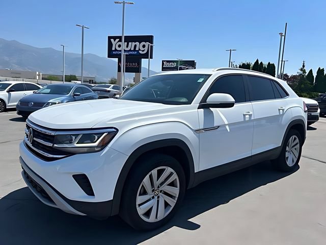Used 2020 Volkswagen Atlas Cross Sport SE w/ Towing Package AWD/4WD image 7