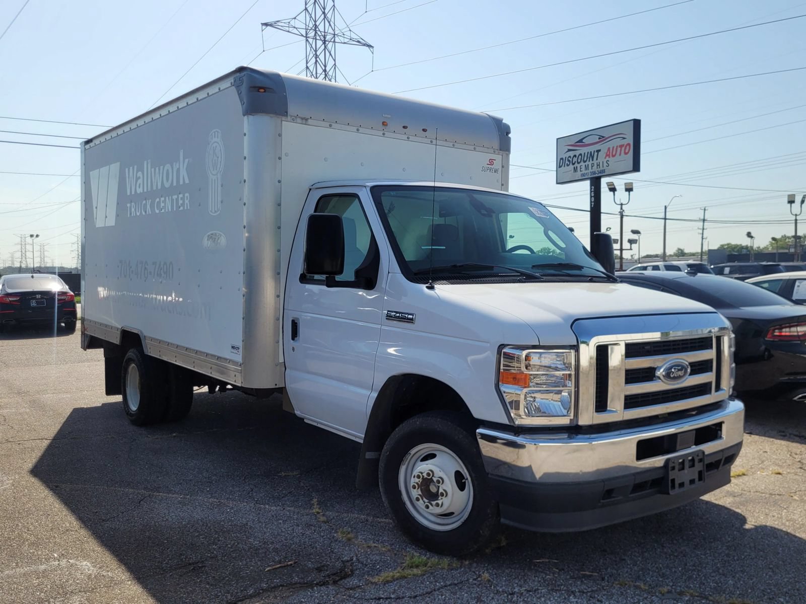 Used 2021 Ford E-450 and Econoline 450 Super Duty RWD image 34