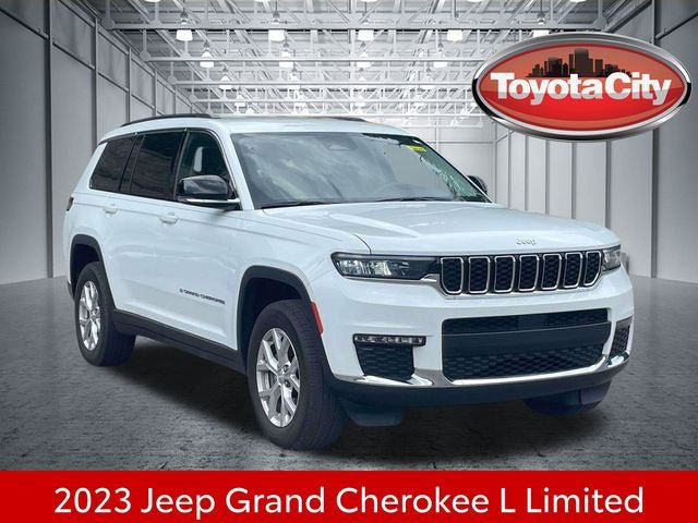 Used 2023 Jeep Grand Cherokee L Limited AWD/4WD image 1