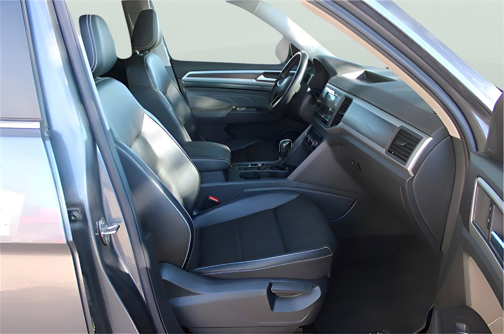 Used 2023 Volkswagen Atlas SE image 24