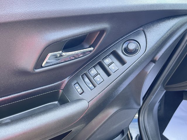 Certified 2019 Chevrolet Trax LS w/ Tint and Cruise Package FWD image 20
