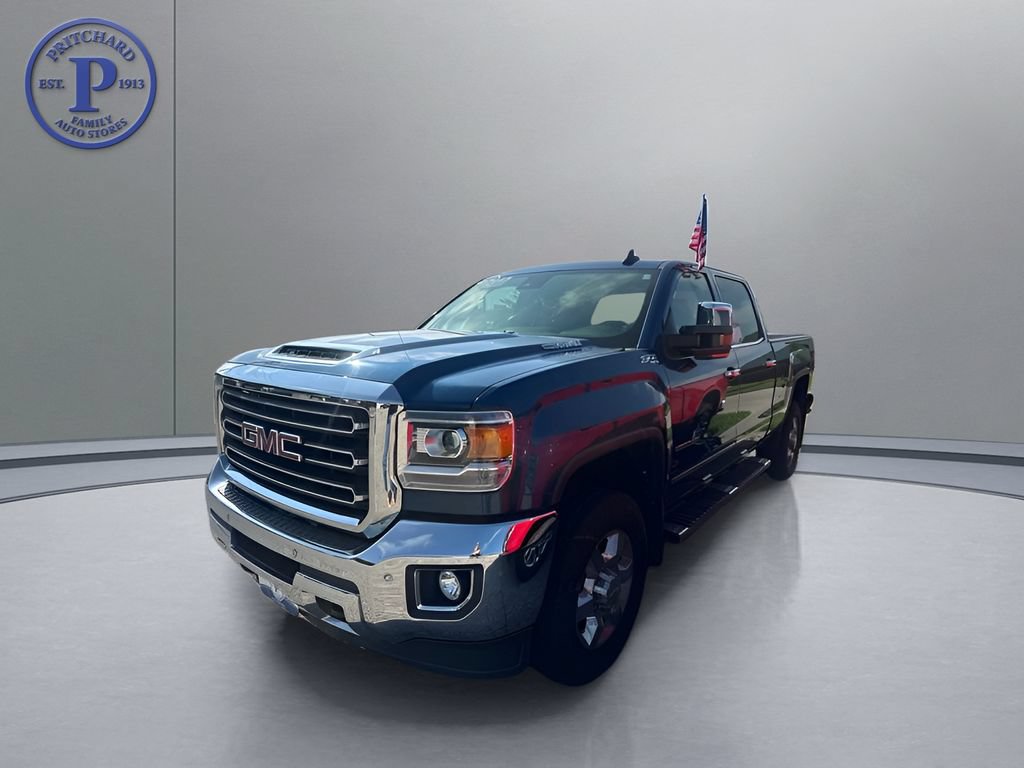 Used 2017 GMC Sierra 3500 SLT w/ Duramax Plus Package AWD/4WD image 3