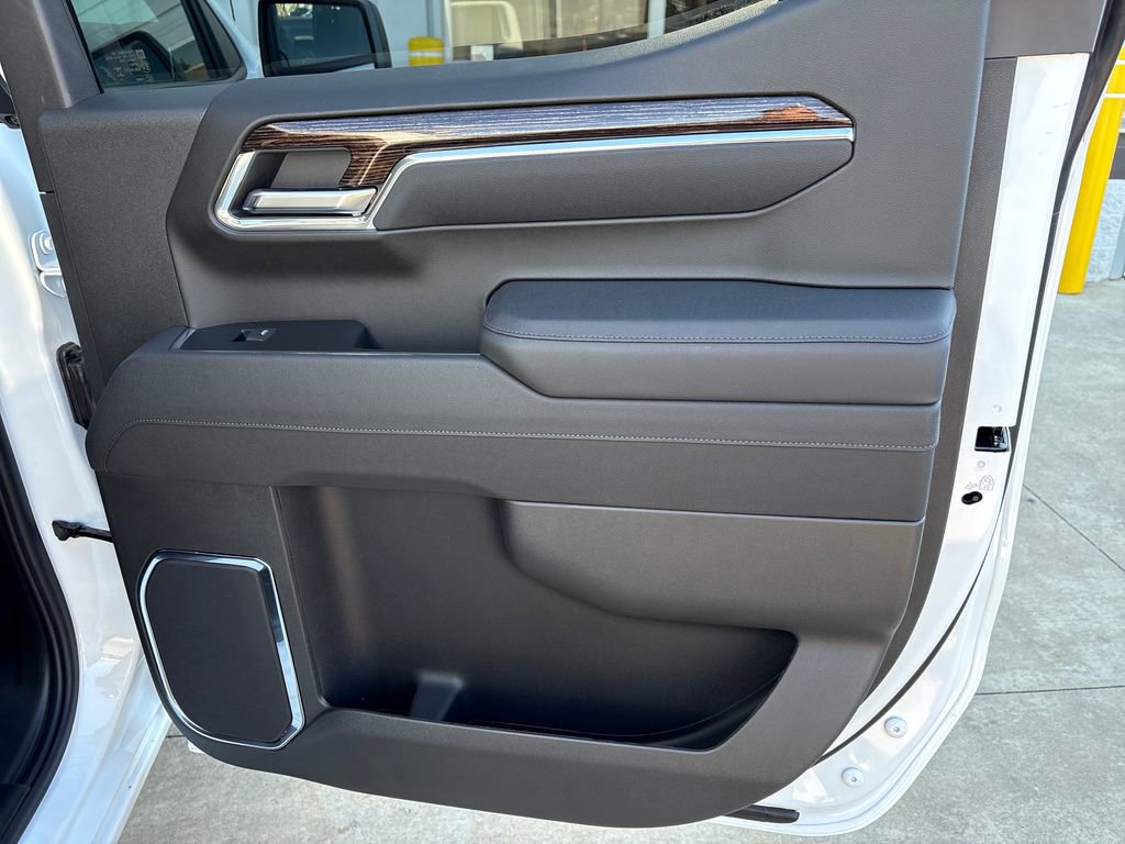 New 2026 GMC Sierra 1500 Elevation image 38