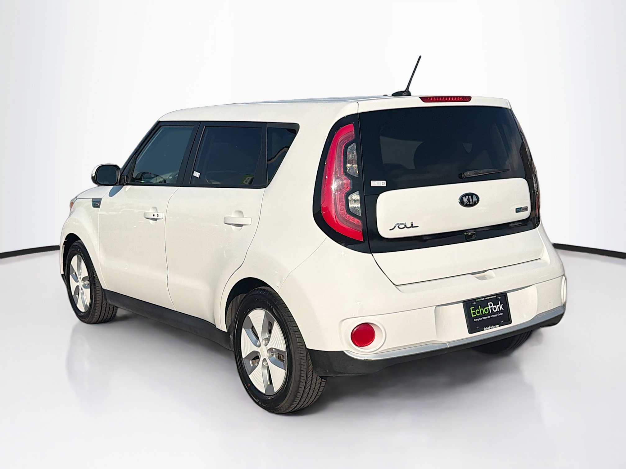 Used 2016 Kia Soul EV FWD image 5