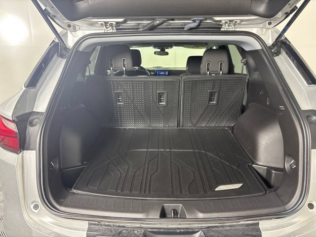 Used 2020 Chevrolet Blazer LT w/ LPO, Floor Liner Package FWD image 24