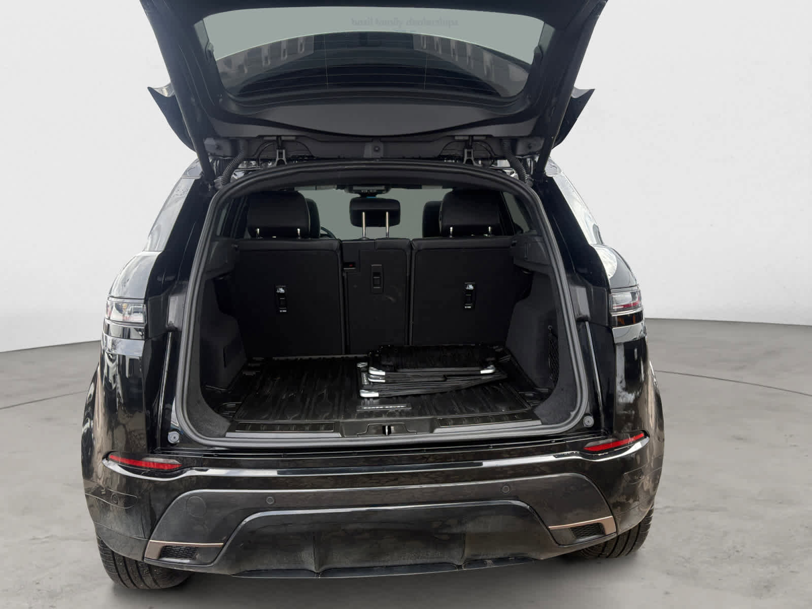 Used 2024 Land Rover Range Rover Evoque Dynamic SE image 20