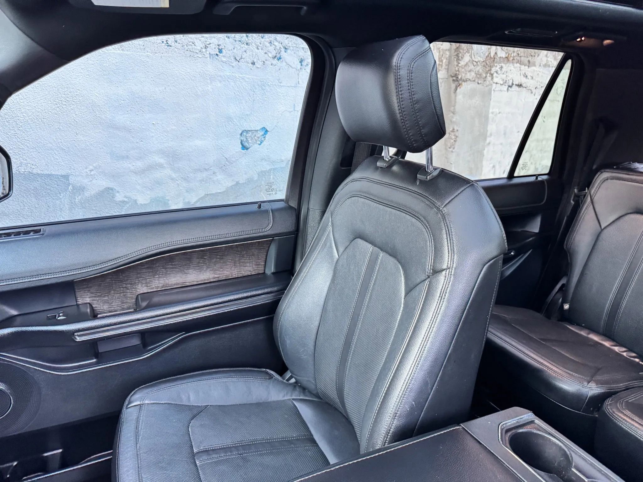 Used 2020 Ford Expedition Max Limited image 21