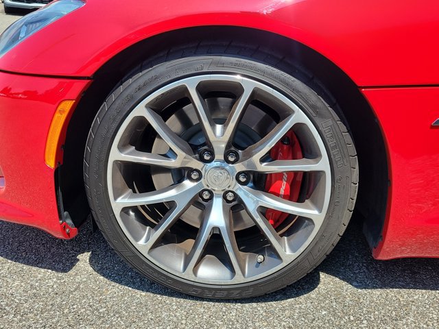 Used 2013 SRT Viper GTS w/ GTS Laguna Interior Pkg RWD image 7