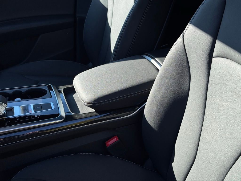 New 2026 Audi Q8 Premium image 21