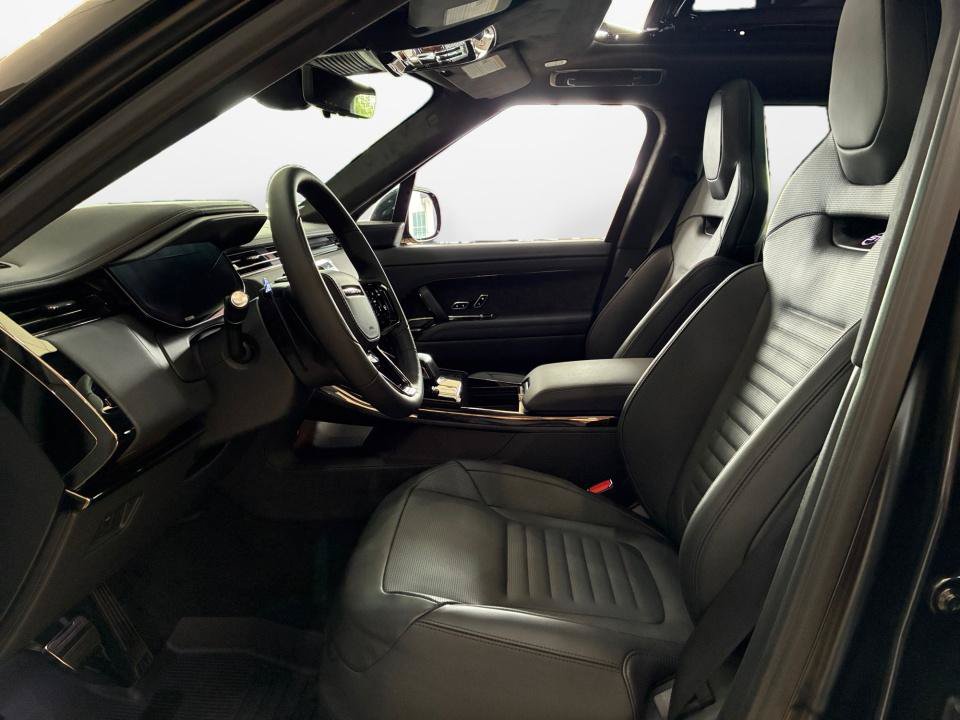 New 2026 Land Rover Range Rover Sport SV AWD/4WD image 5