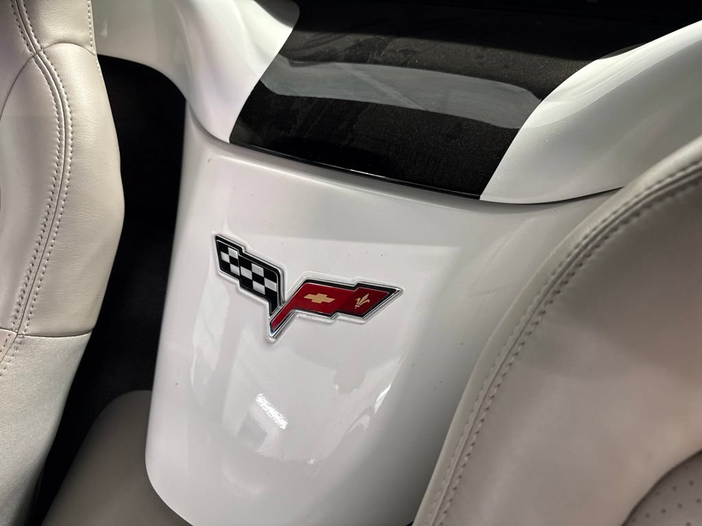 Used 2009 Chevrolet Corvette Convertible w/ Preferred Equipment Group RWD image 21