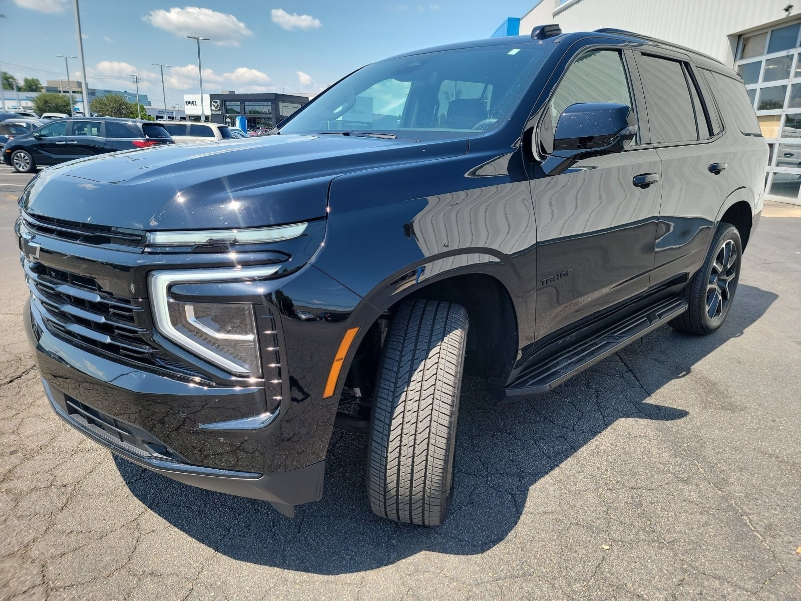 Used 2026 Chevrolet Tahoe RST w/ Comfort Package AWD/4WD image 3