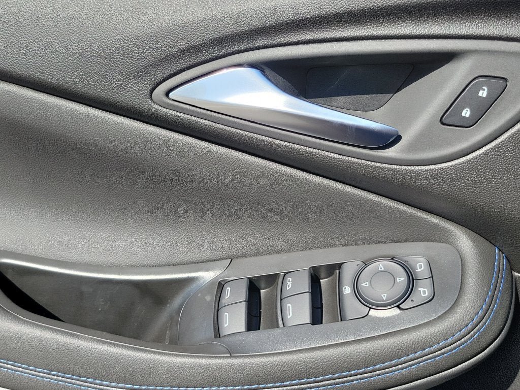 New 2026 Buick Encore GX Sport Touring w/ Comfort Package FWD image 11