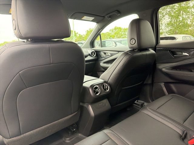 New 2026 Chevrolet Blazer EV LT AWD/4WD image 18