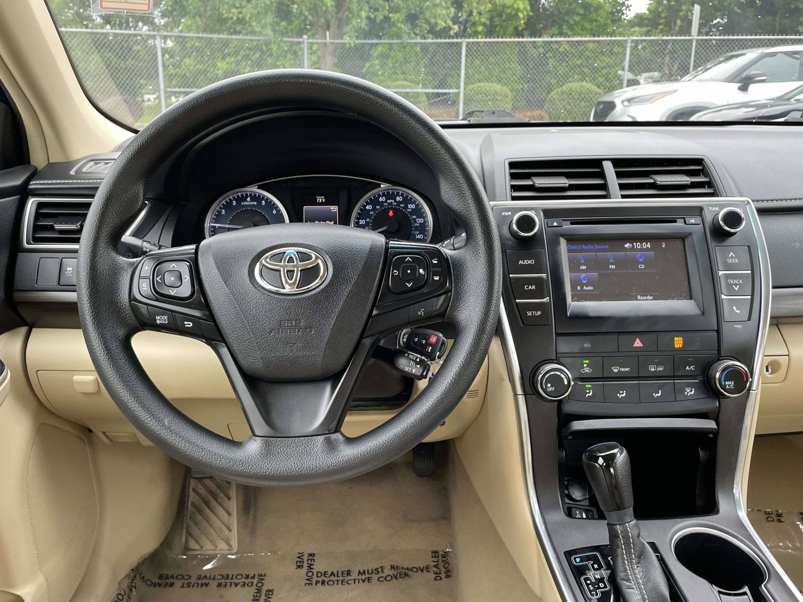 Used 2017 Toyota Camry LE FWD image 11