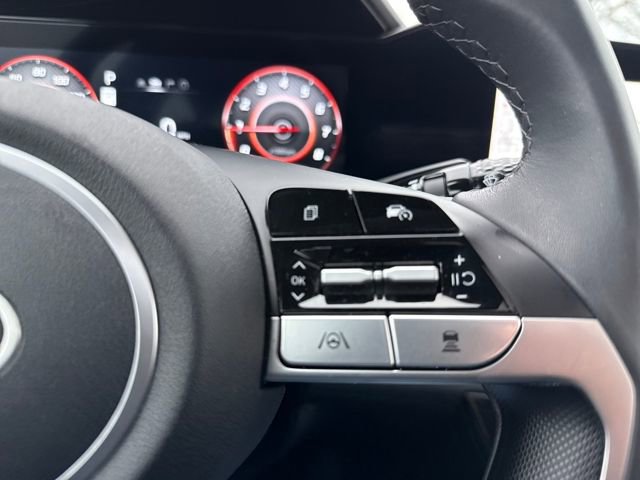 Certified 2025 Hyundai Elantra SEL w/ Cargo Package image 39