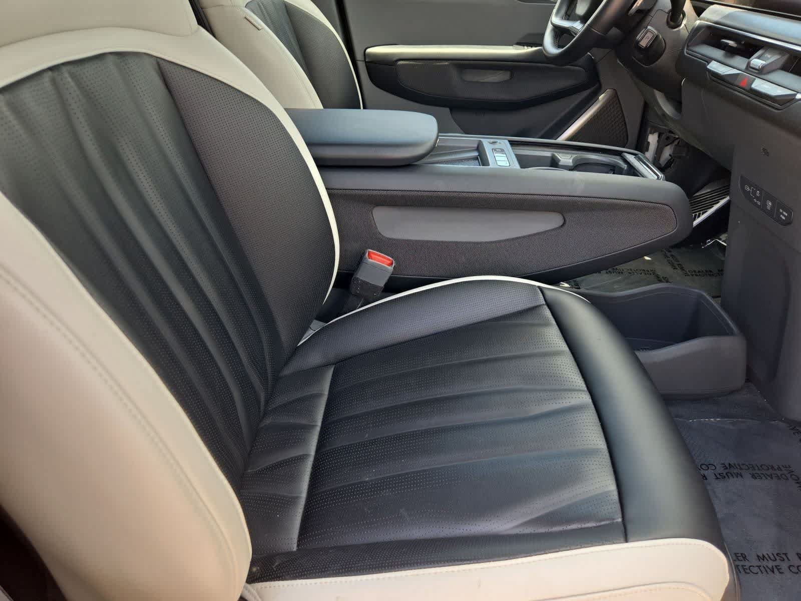 Certified 2024 Kia EV9 GT-Line AWD/4WD image 21