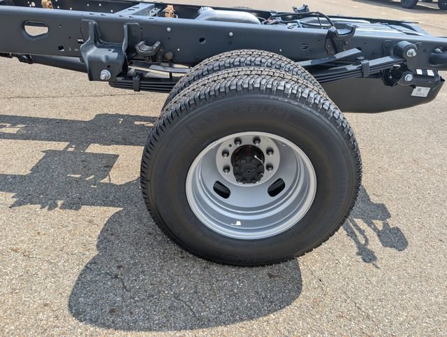 New 2026 Ford F350 XL w/ XL Chrome Package AWD/4WD image 21