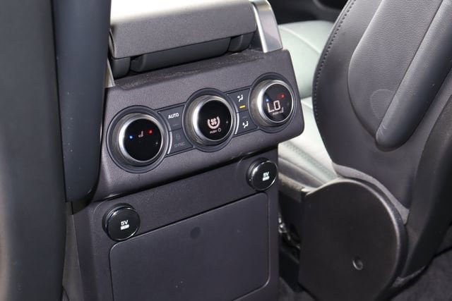 Used 2019 Land Rover Discovery HSE AWD/4WD image 21