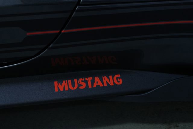 Used 2020 Ford Mustang Coupe image 32