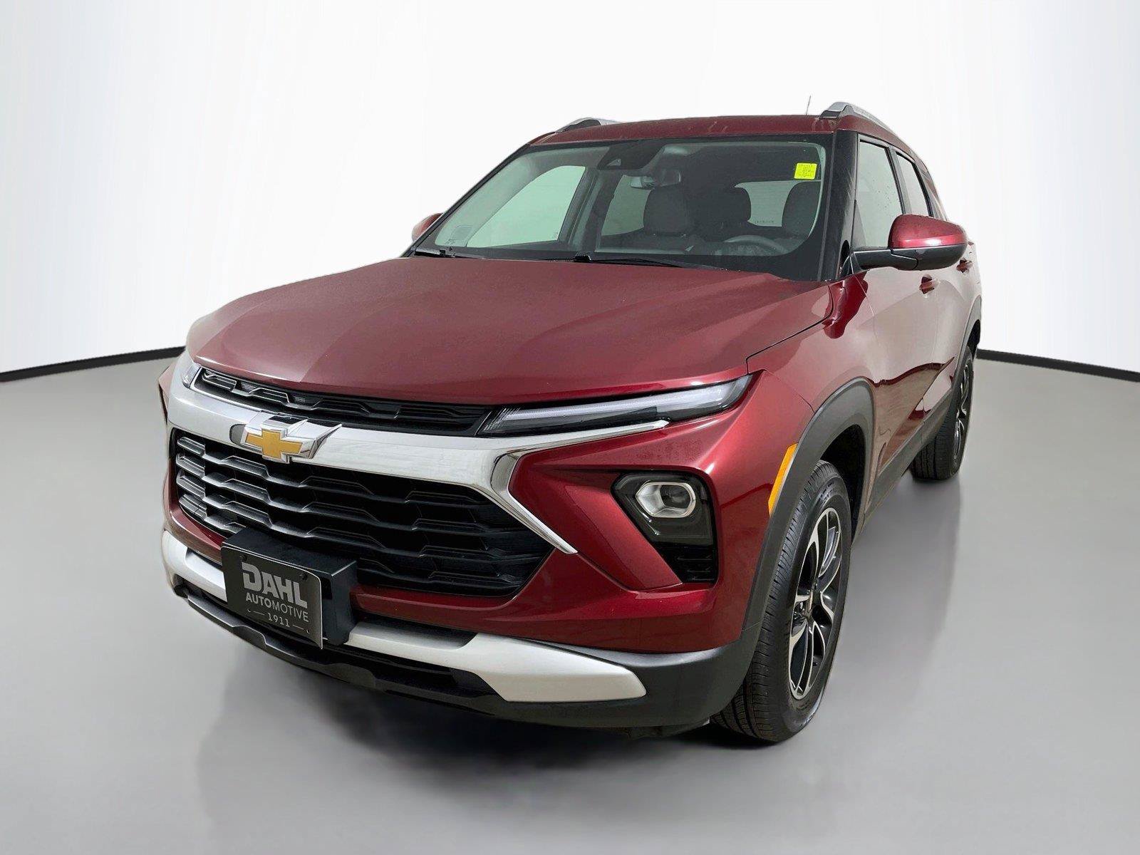 Used 2025 Chevrolet TrailBlazer LT AWD/4WD image 4