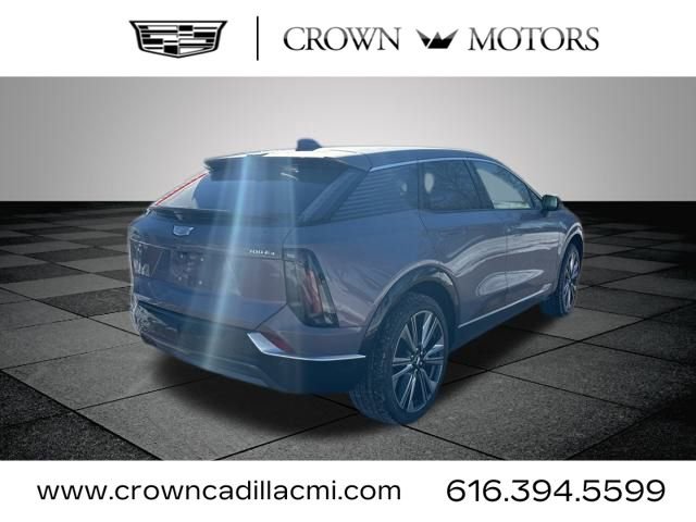 New 2026 Cadillac Optiq Luxury 2 image 8