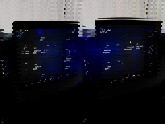 New 2025 Ford Maverick XL w/ Equipment Group 102A image 27