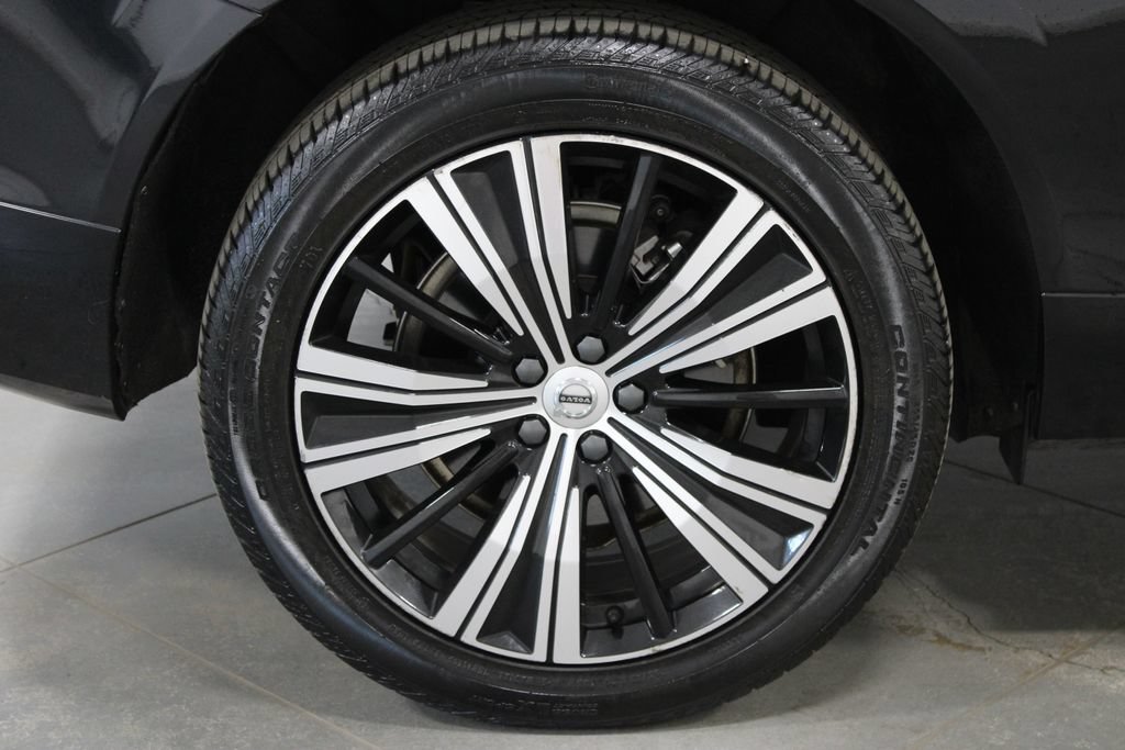 Used 2023 Volvo XC60 B6 Ultimate w/ Climate Package AWD/4WD image 16