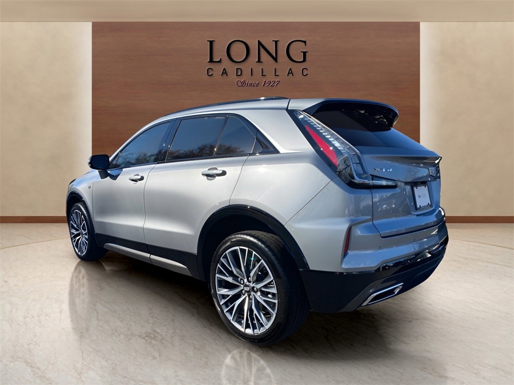 Used 2024 Cadillac XT4 Sport image 7
