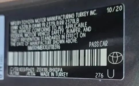 Used 2020 Toyota C-HR LE FWD image 49