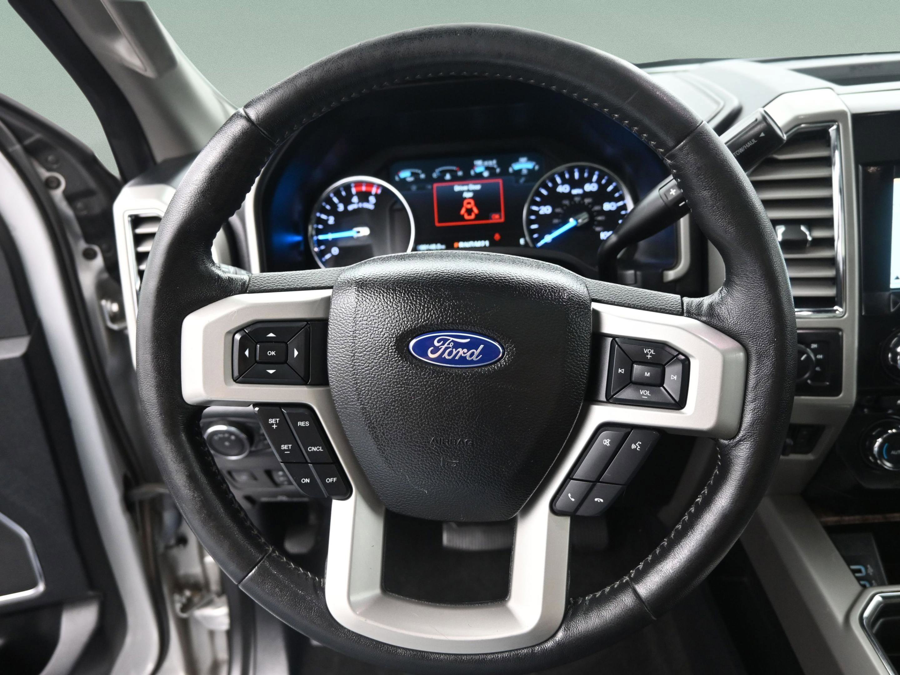 Used 2017 Ford F350 Lariat w/ Lariat Ultimate Package image 21
