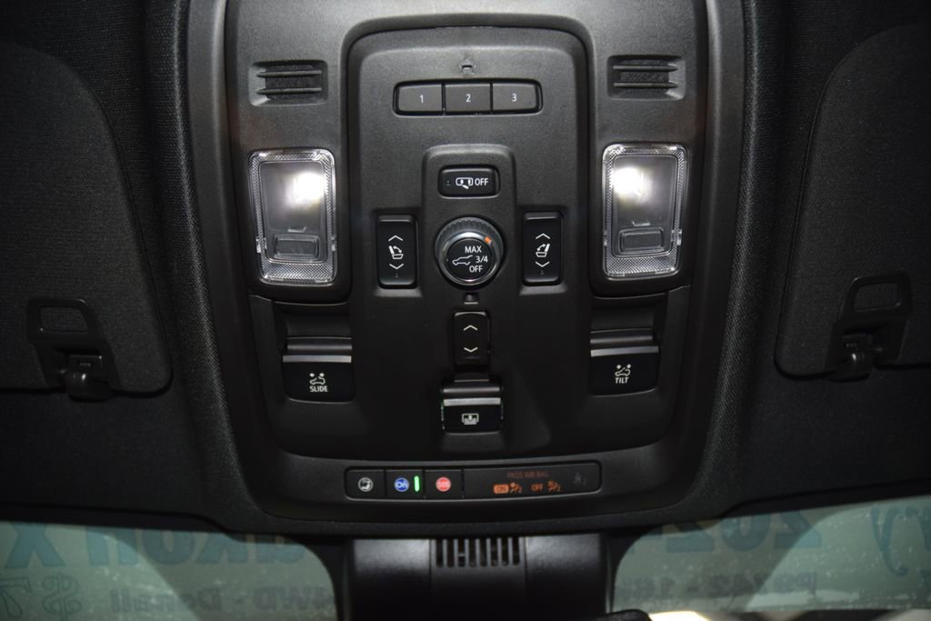 Used 2024 GMC Sierra 1500 Denali w/ Denali Reserve Package AWD/4WD image 53