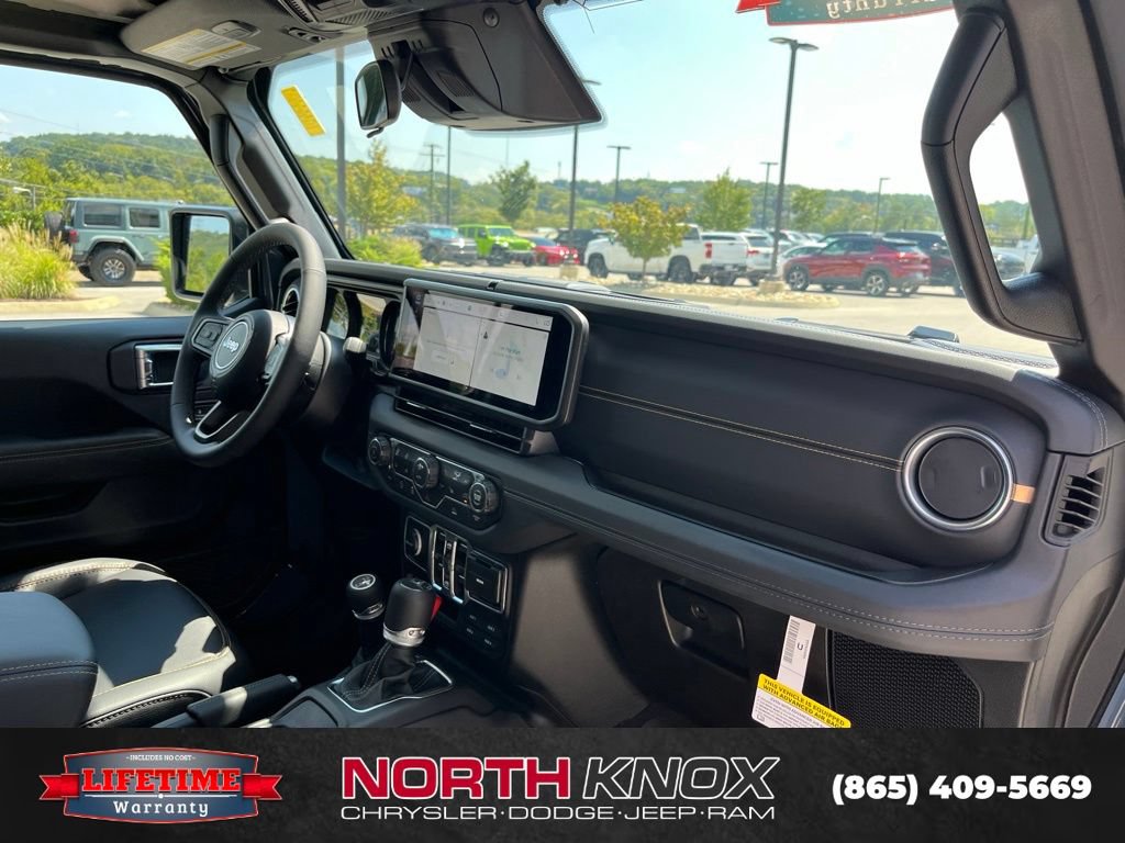New 2026 Jeep Gladiator Sport AWD/4WD image 30