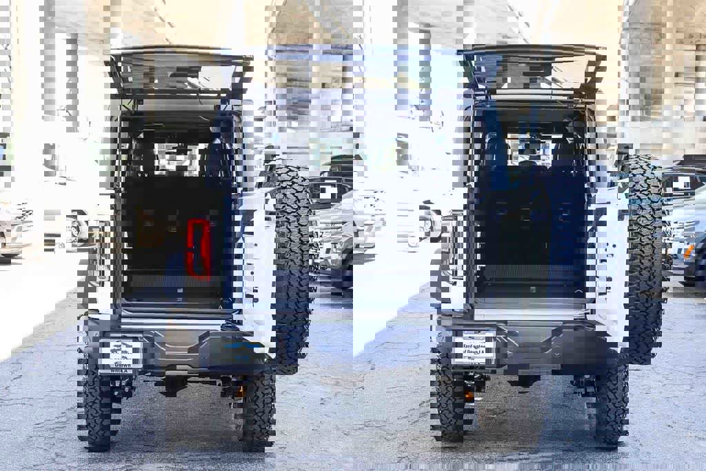 New 2026 Ford Bronco Outer Banks w/ Sasquatch Package image 28