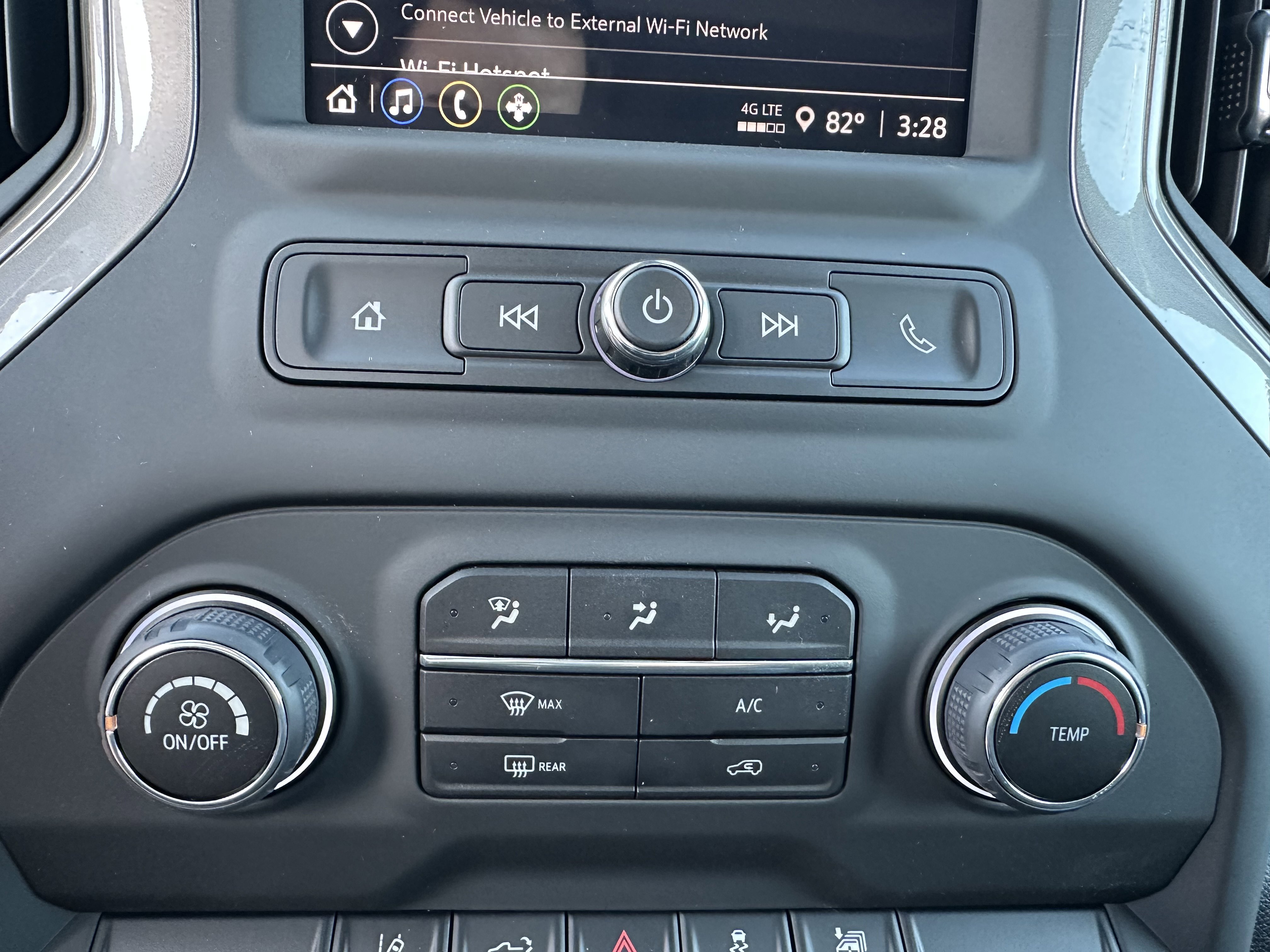 New 2026 Chevrolet Silverado 2500 Custom w/ Custom Convenience Package image 24