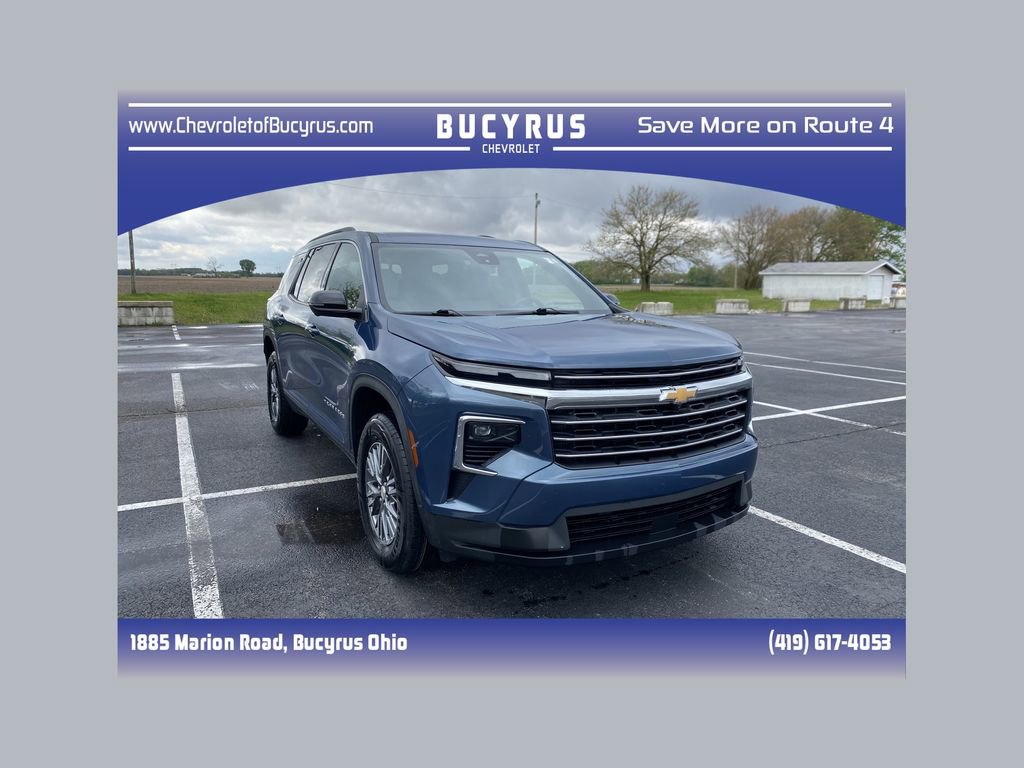 Used 2024 Chevrolet Traverse LT w/ LPO, Floor Liner Package FWD image 1