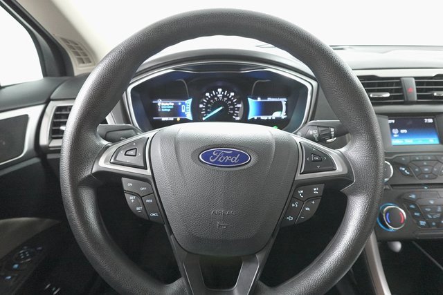 Used 2018 Ford Fusion S image 17