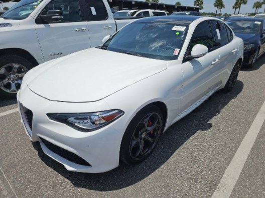 Used 2017 Alfa Romeo Giulia Ti w/ TI 19" Sport Package