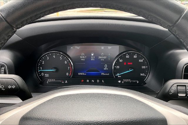 Used 2023 Ford Explorer XLT w/ Equipment Group 202A AWD/4WD image 13