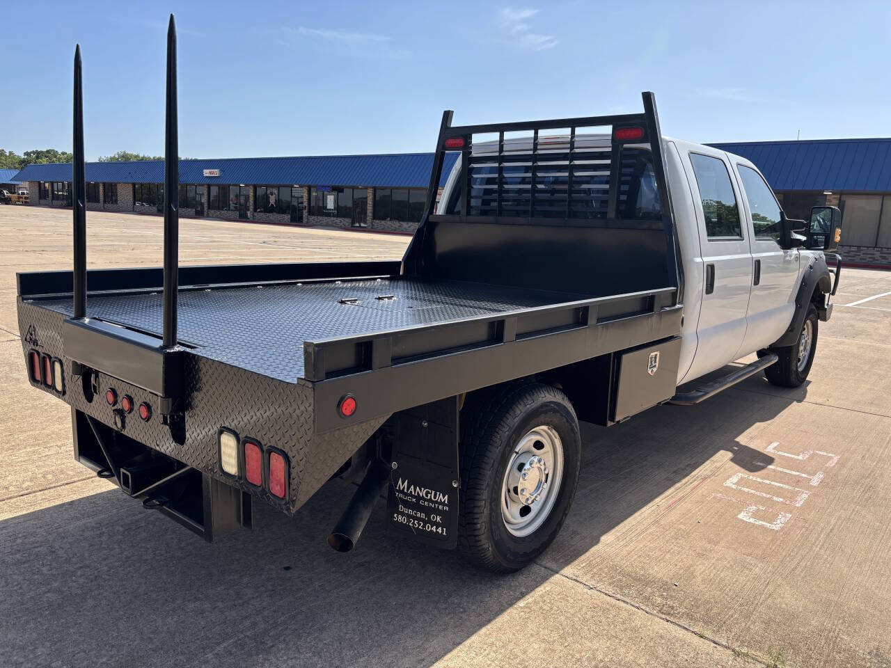 Used 2014 Ford F250 XL w/ Power Equipment Group AWD/4WD image 4