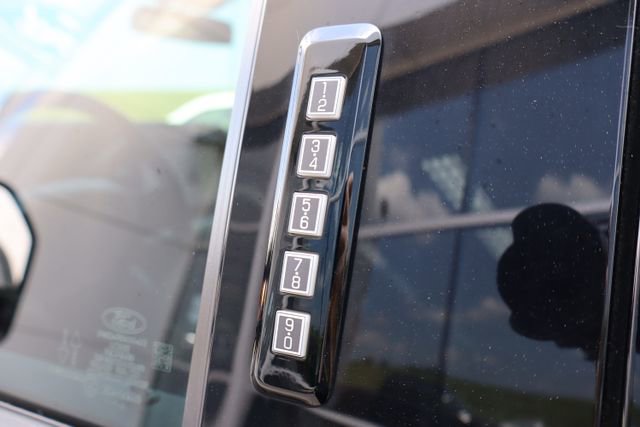 Certified 2024 Ford F250 XLT w/ Black Appearance Package AWD/4WD image 15